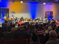 PXL 20240208 183524664