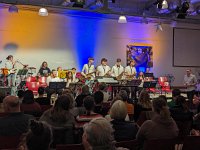 PXL 20240208 184954624